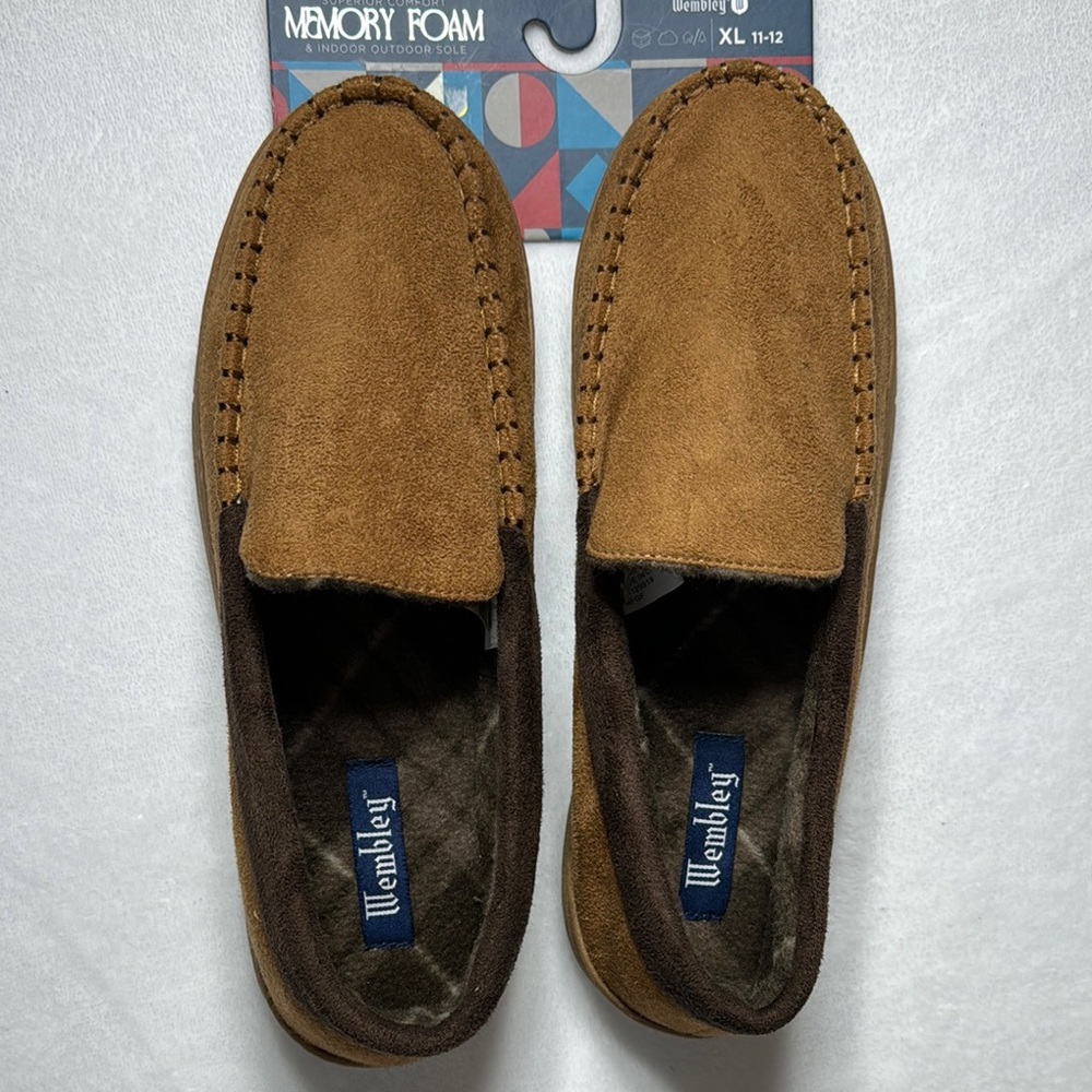 NWT Wembley Brown Suede Men's Moccasin Slippers Size XL 11-12